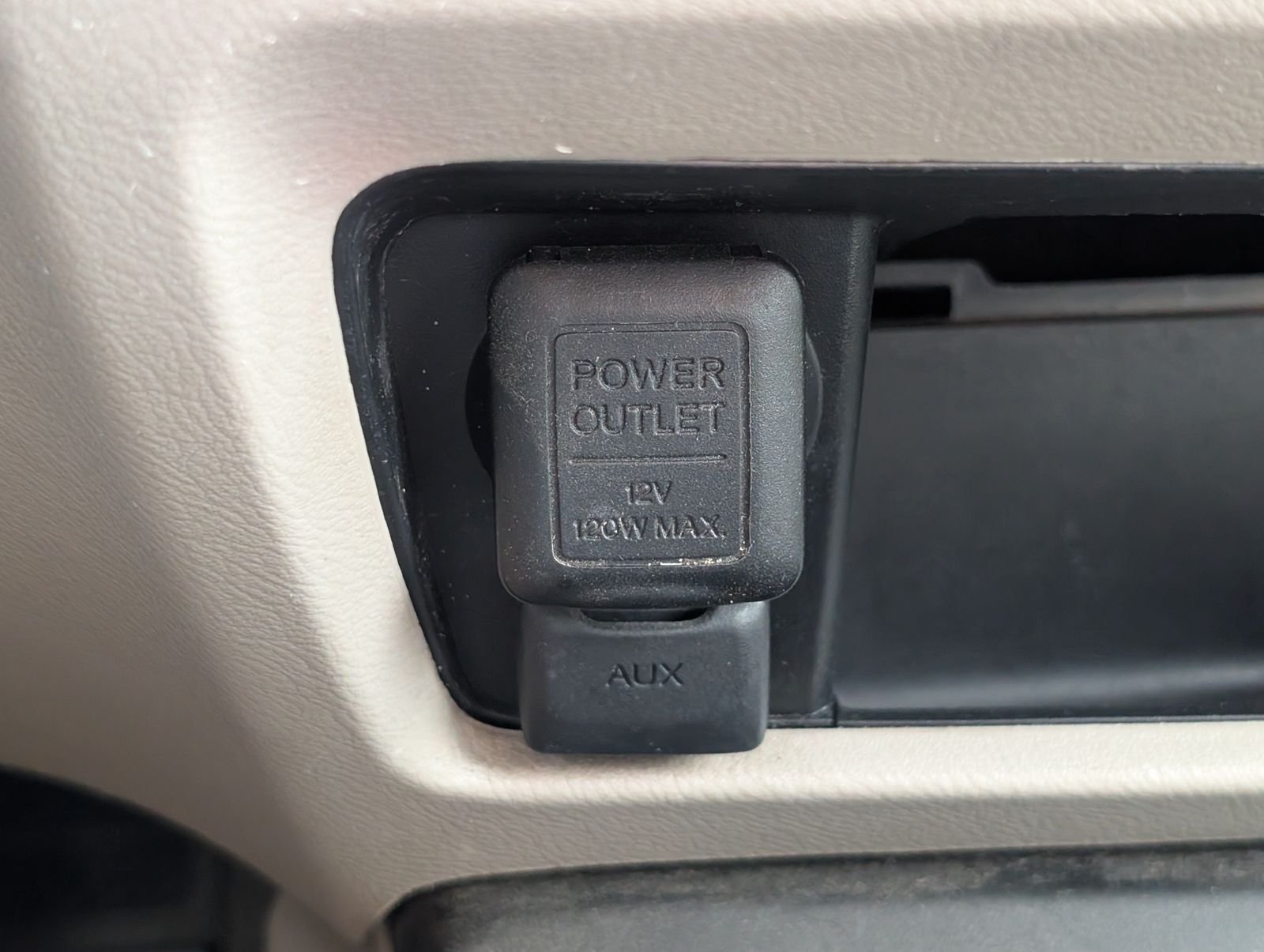Used 2011 Champagne Honda LX image 15