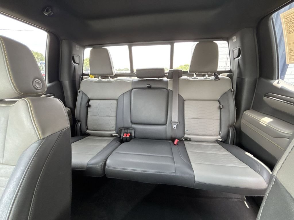 Used 2022 Beige Chevrolet ZR2 image 25