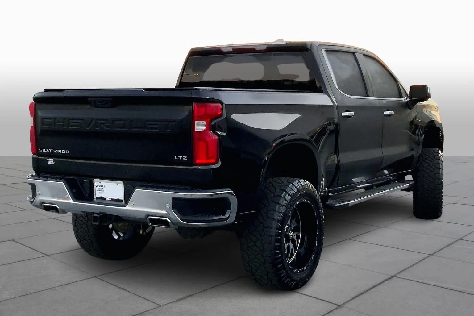 Used 2022 Black Chevrolet LTZ image 13
