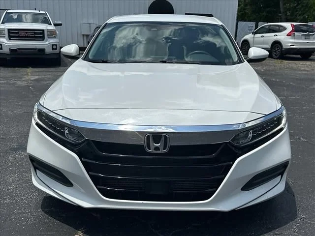 Used 2019  Honda LX image 4