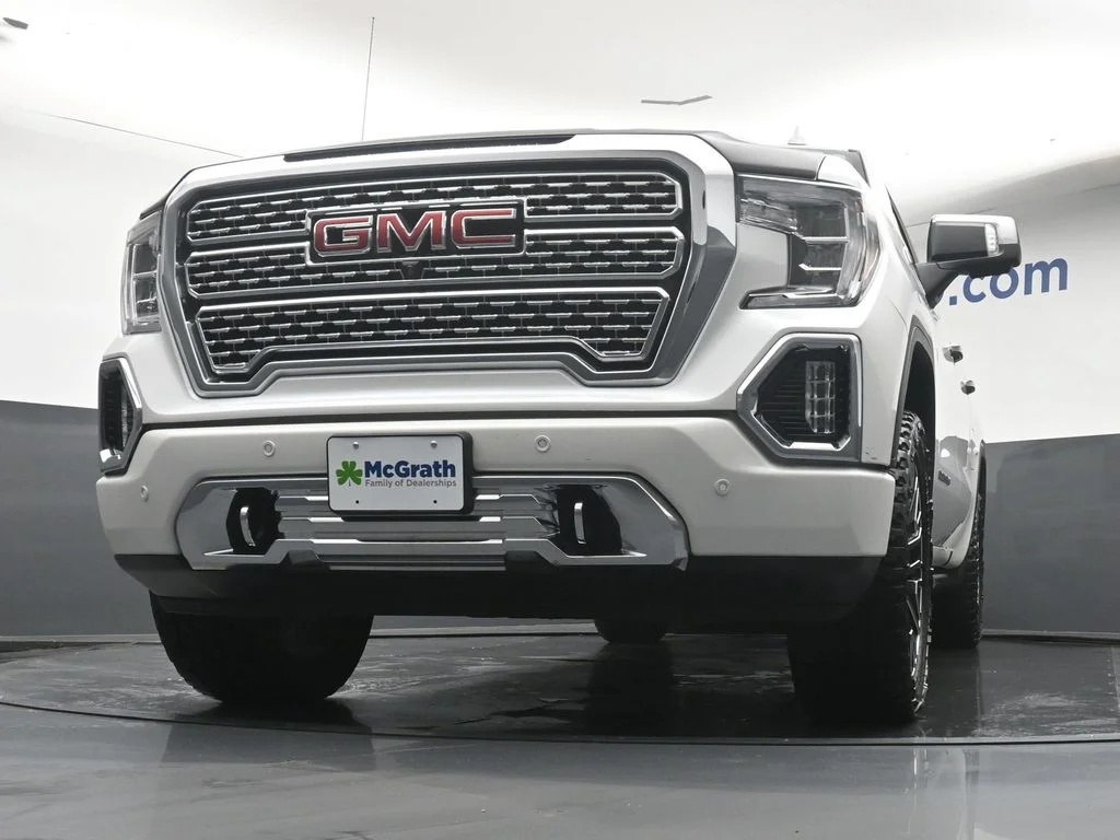 Certified Used 2020 White GMC Denali image 7