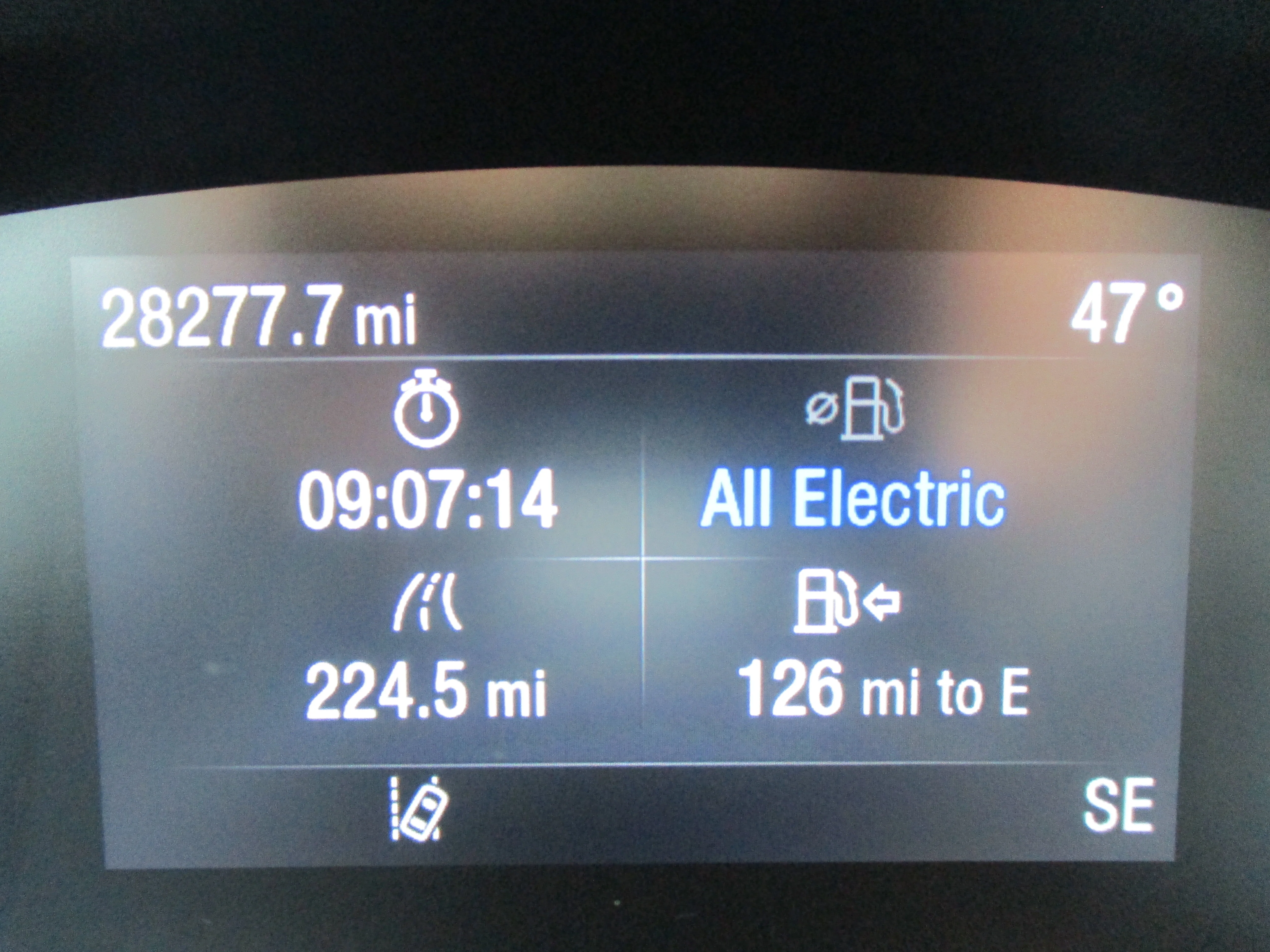 Used 2022 Area 51 Ford XLT Hybrid FWD image 2