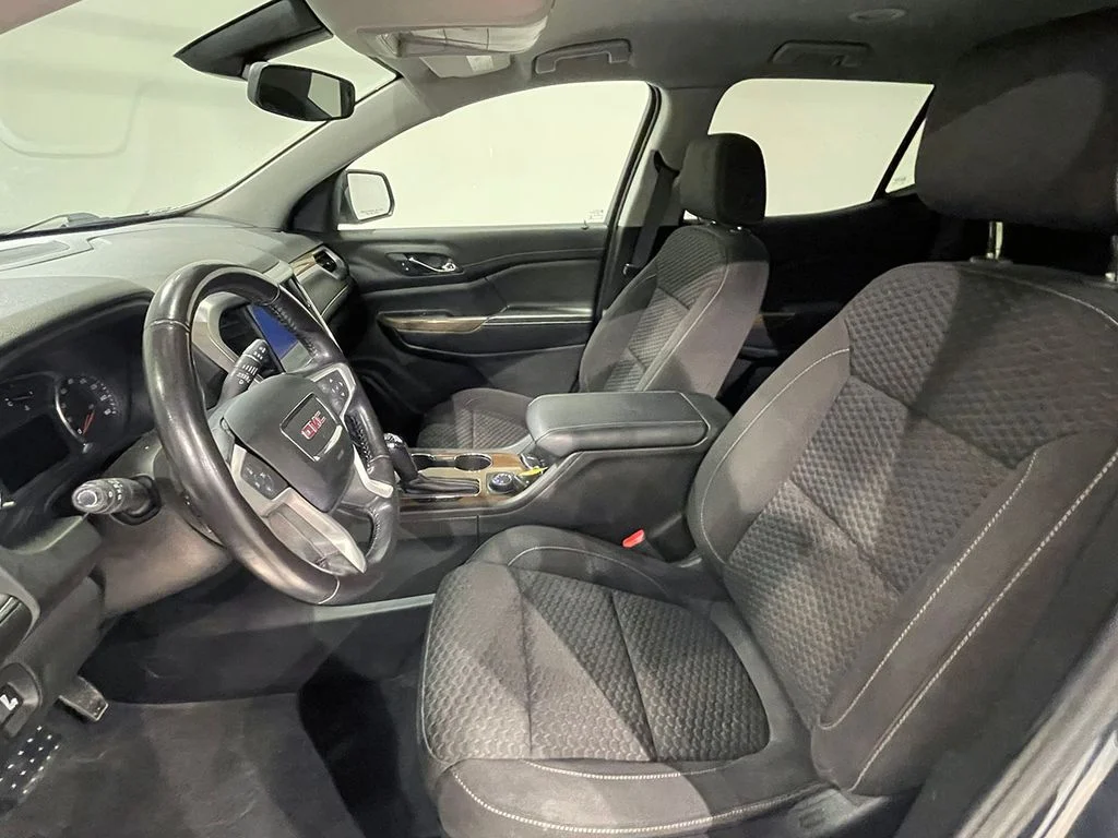 Used 2019 Blue GMC SLE-2 image 24