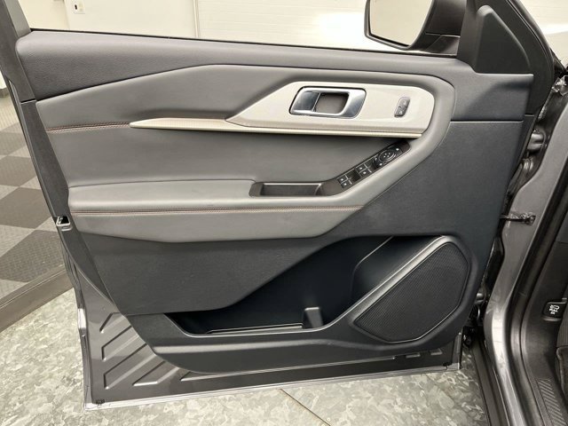 Used 2025 Carbonized Gray Ford Active image 9