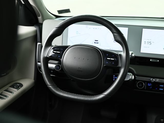 Used 2024 Atlas White Hyundai SEL image 27