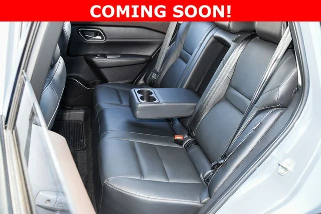 Used 2021 Gray Nissan SL image 21
