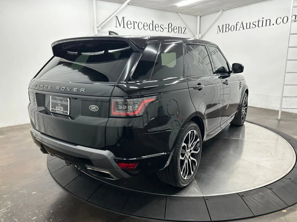 Used 2021  Land Rover HSE Silver Edition image 7