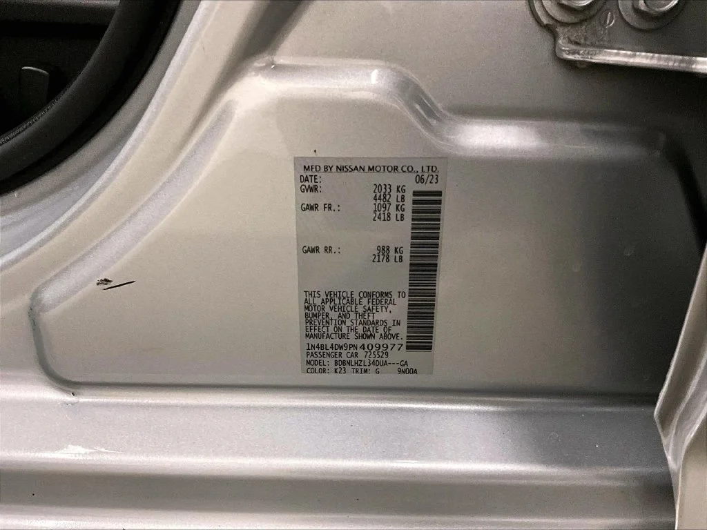 Used 2023 Silver Nissan 2.5 SV image 19