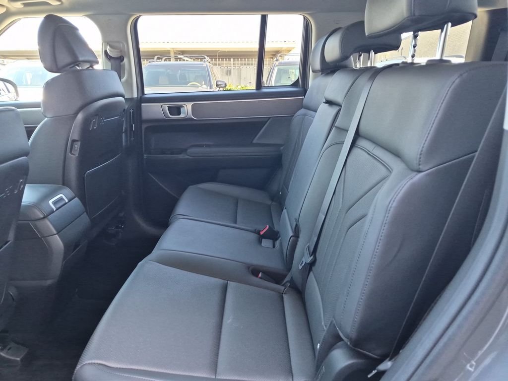 2025 Hyundai Santa Fe XRT - Photo 30