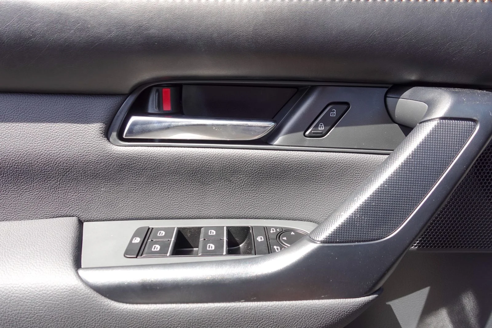 2026 Mazda CX-50 Premium Plus - Photo 16