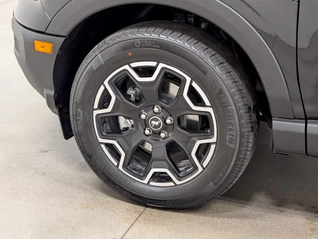 New 2026 Shadow Black Ford Outer Banks® image 30