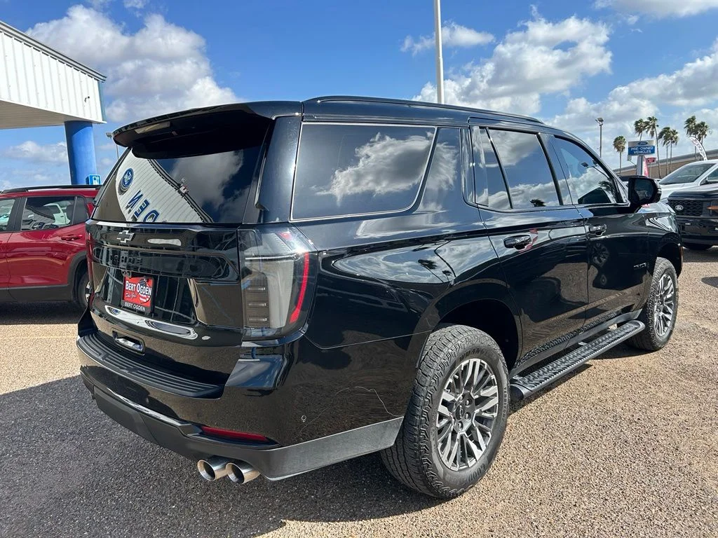 Used 2025 Black Chevrolet Z71 image 6