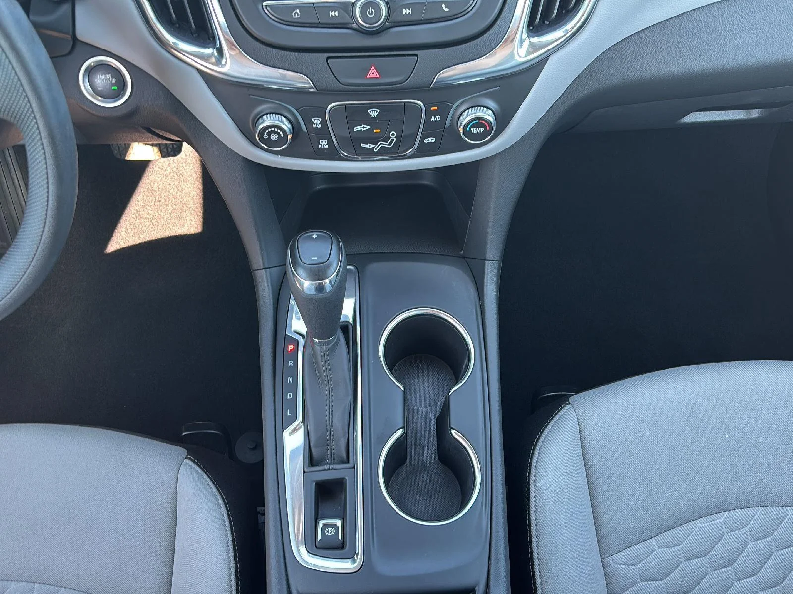 Used 2021 Summit White Chevrolet LS image 13