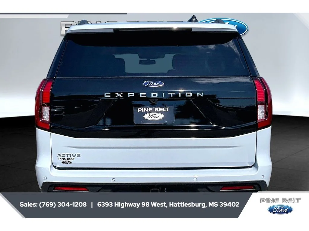New 2026 Space Silver Metallic Ford Active image 4