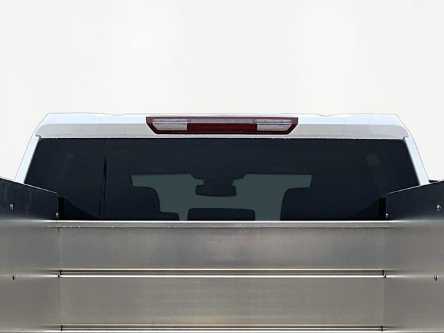 New 2026 Summit White Chevrolet WT image 15