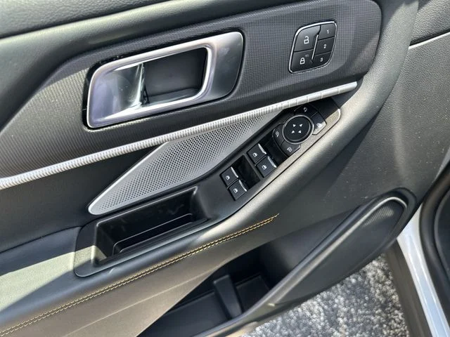New 2026 Space White Metallic Ford Tremor® image 16