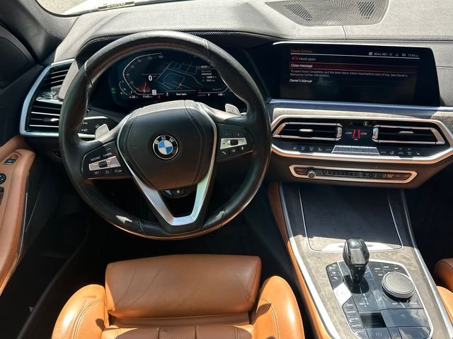Used 2021 White BMW xDrive40i image 23
