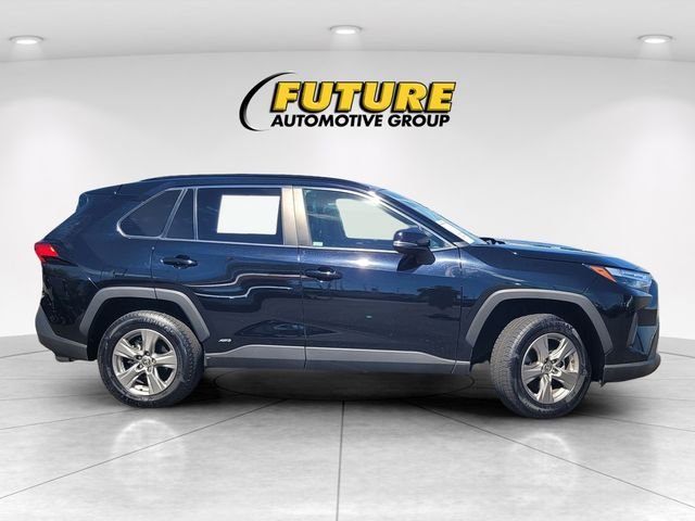 Used 2024 Black Toyota XLE image 3