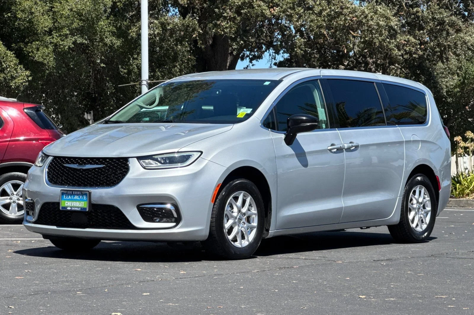 2024 Chrysler Pacifica Touring L - Photo 7