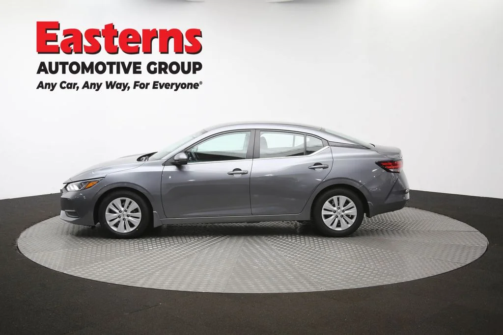 Used 2023 Gray Nissan S image 59