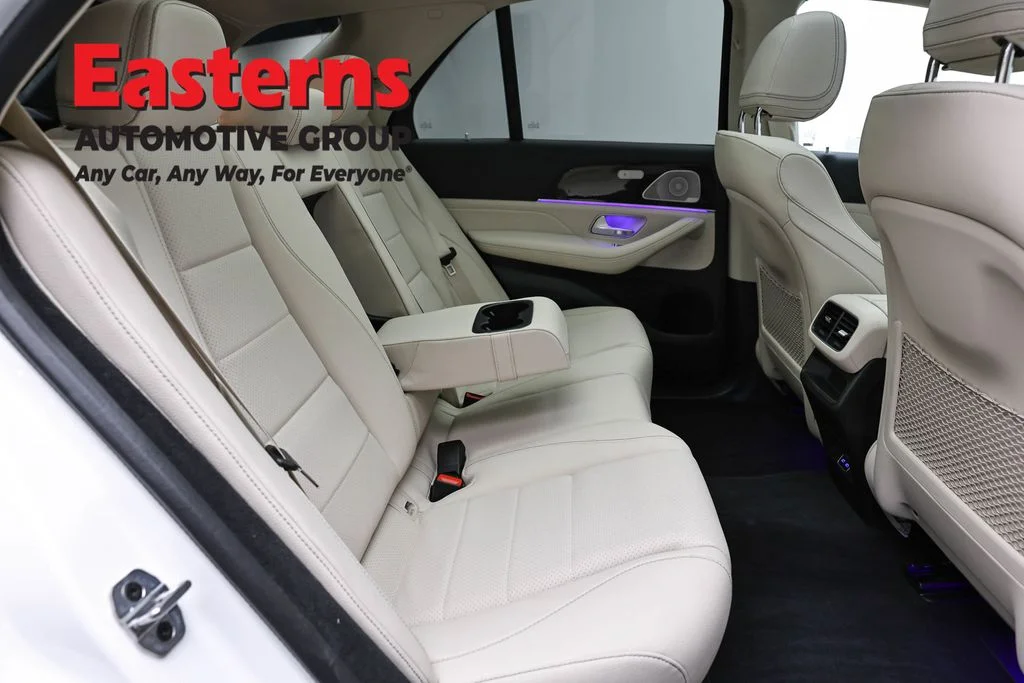 Used 2025 White Mercedes-Benz GLE 450e image 23