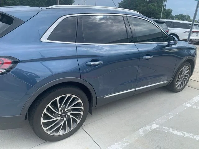 Used 2019 Blue Lincoln Reserve image 5