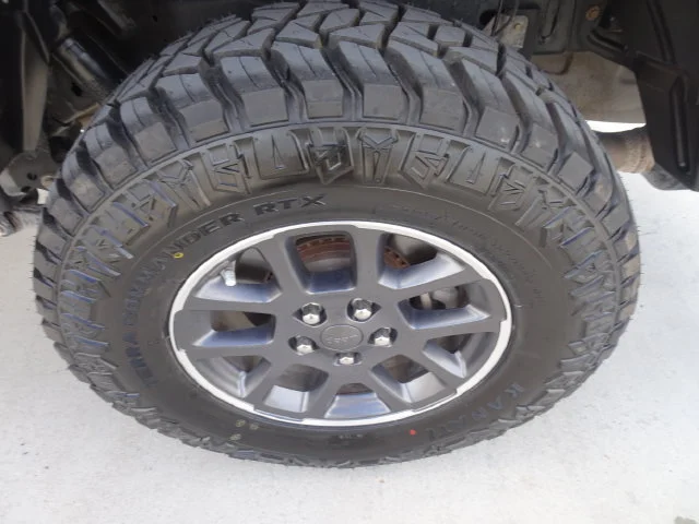 Used 2020 Red Clearcoat Jeep Overland image 10