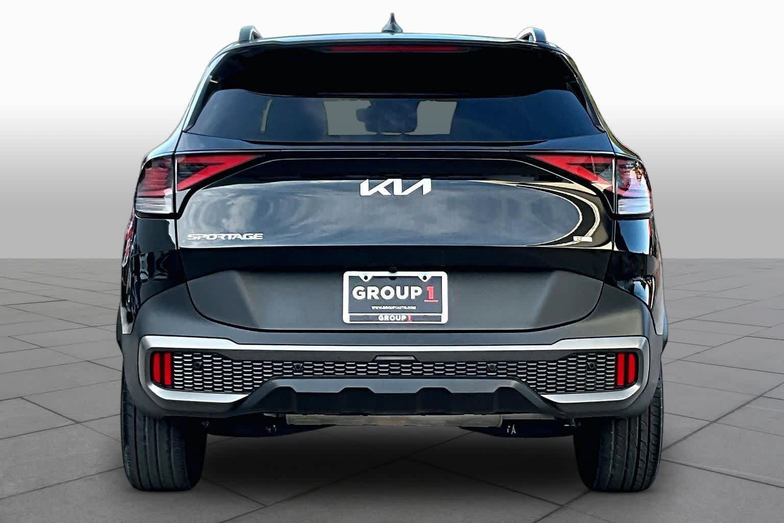 Pre-Owned 2023 Kia Sportage X-Line