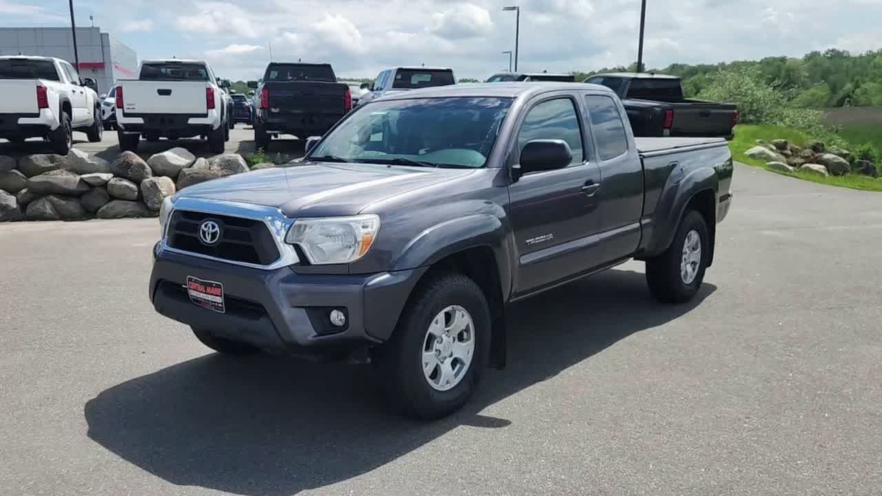 Used 2015 Magnetic Gray Metallic Toyota  image 4