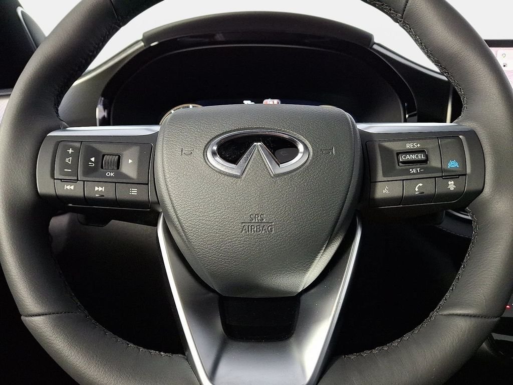 New 2027 GRAPHITE SHADOW INFINITI Luxe AWD image 15