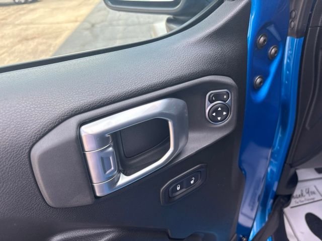 New 2026 Hydro Blue Pearl-Coat Exterior Paint Jeep Sport S image 20