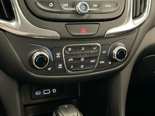 Used 2020 BLUE Chevrolet LT image 18