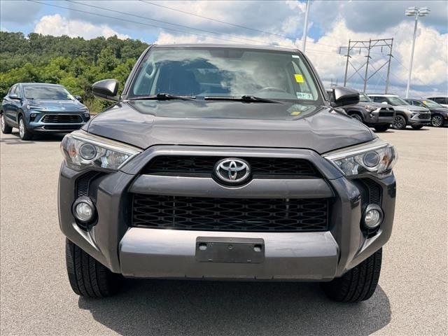 Used 2018 Magnetic Gray Metallic Toyota SR5 image 8
