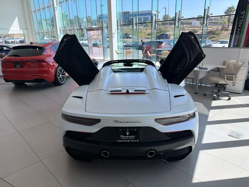 Used 2023 Bianco Audace Matte Maserati Cielo image 12