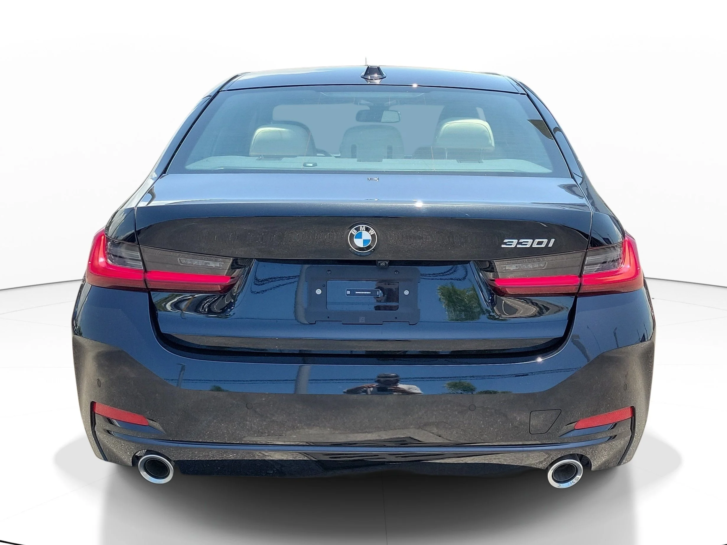 Used 2025 Black Sapphire Metallic BMW 330i image 5