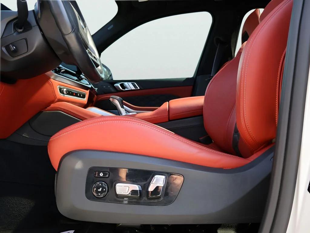 Used 2024 Alpine White BMW Competition image 39