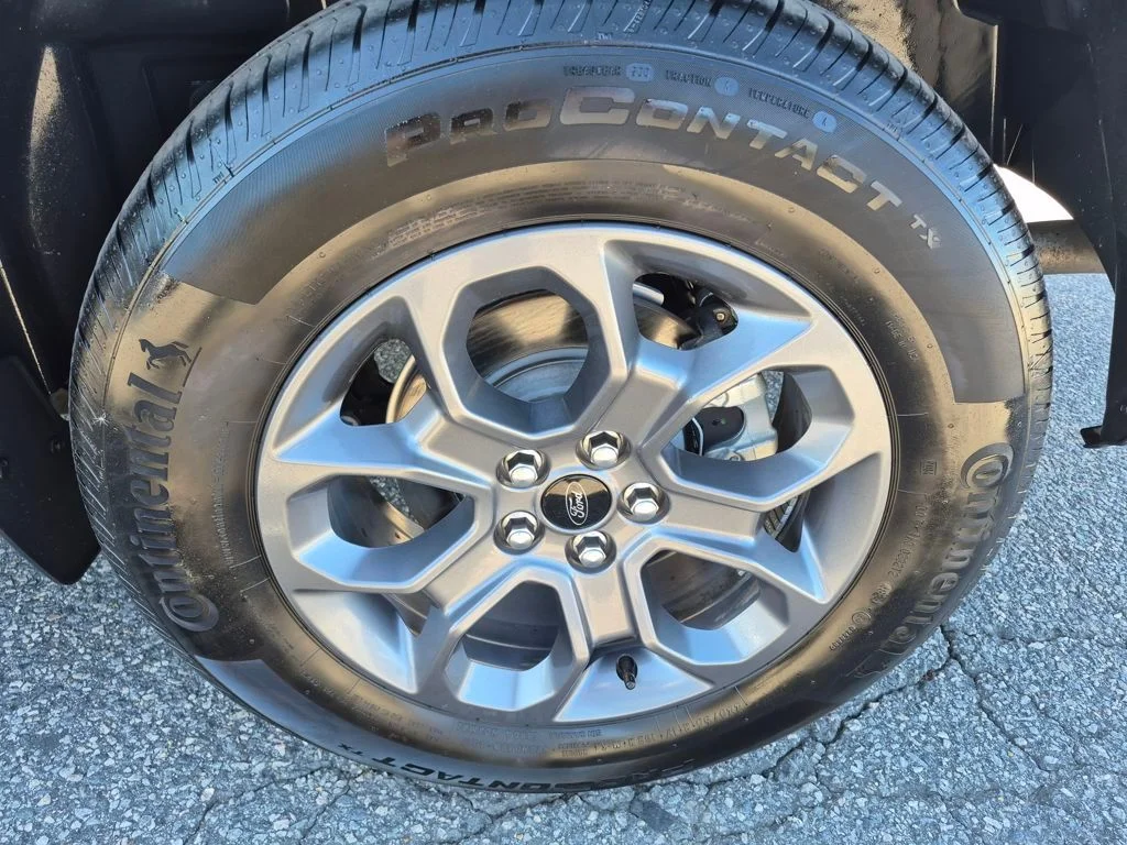 Used 2025 White Ford XLT image 9