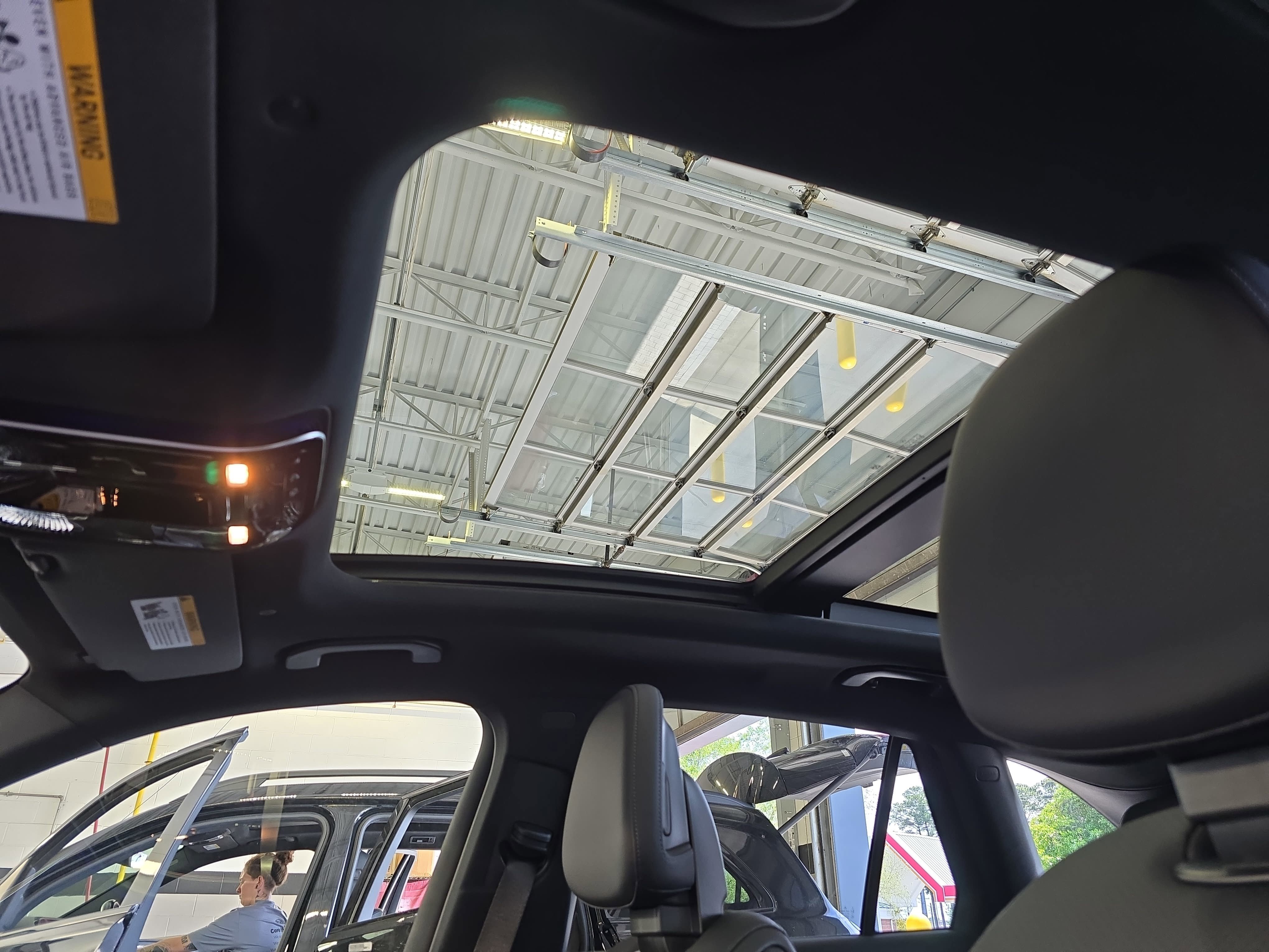 New 2026 Graphite Grey Metallic Mercedes-Benz GLC300 image 32
