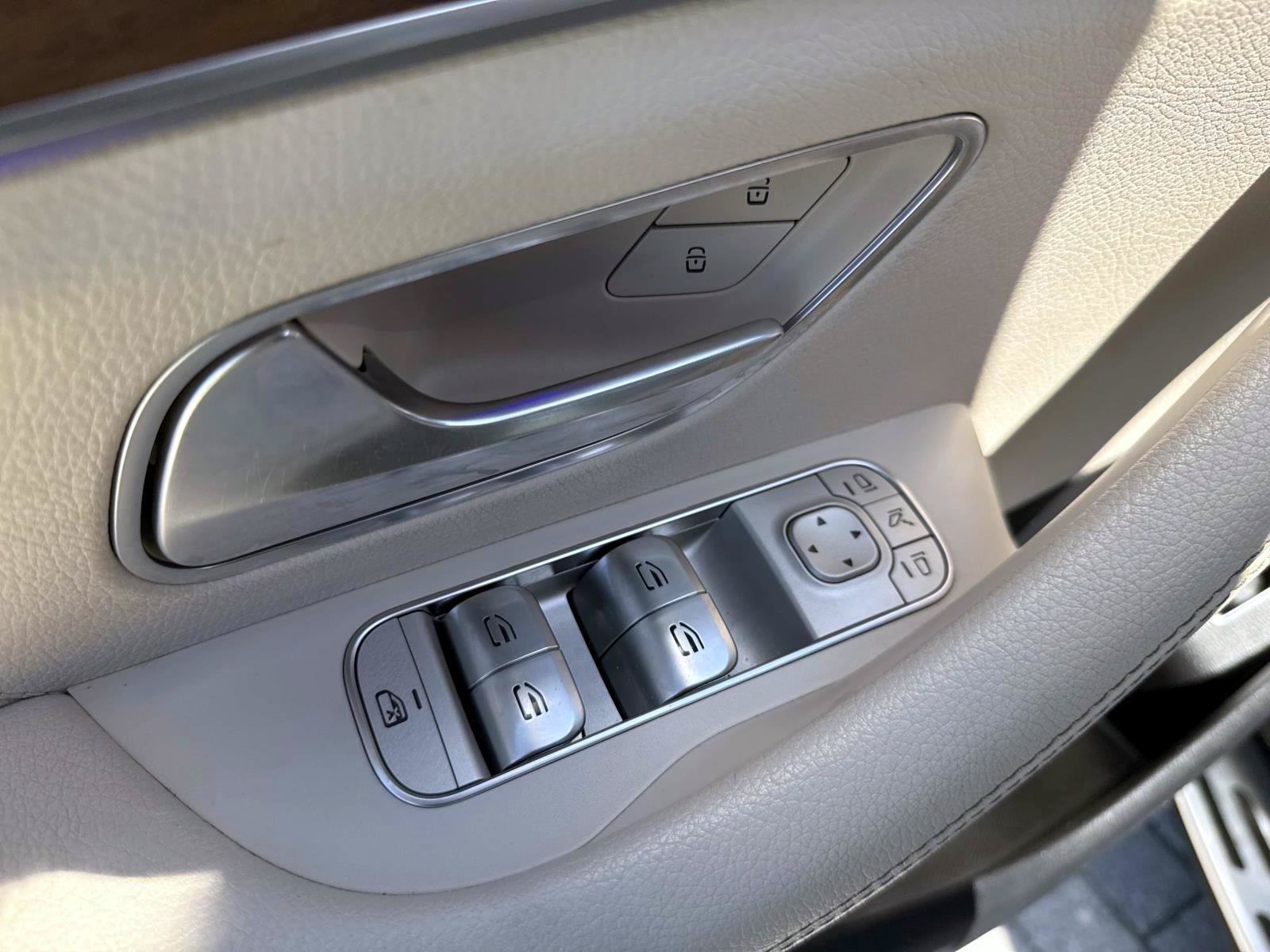 Certified Used 2022 Silver Mercedes-Benz 450 image 18