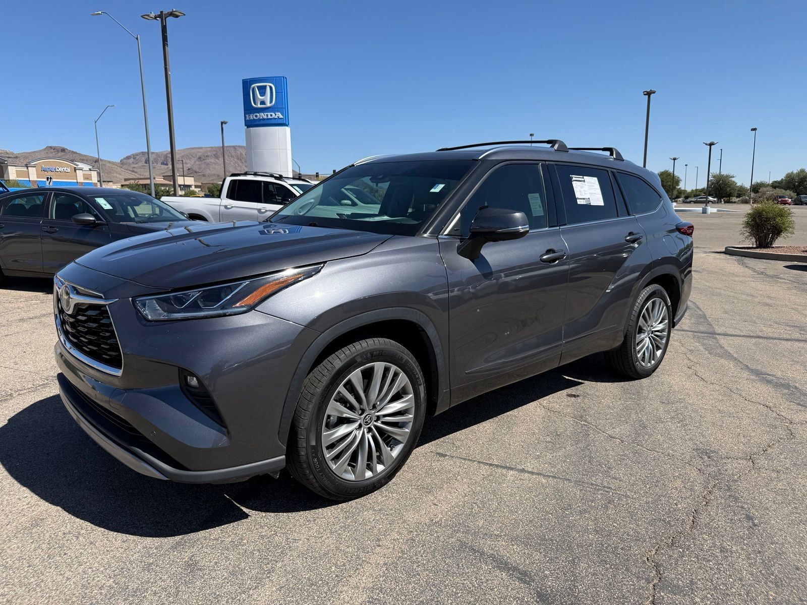 Used 2021 Gray Toyota Platinum image 1