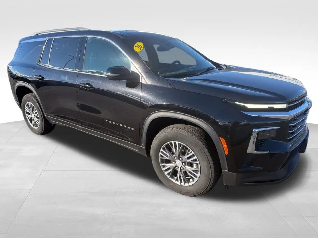 Used 2026 Mosaic Black Metallic Chevrolet LT image 8