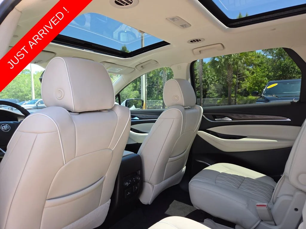 Used 2023 White Buick Avenir image 25