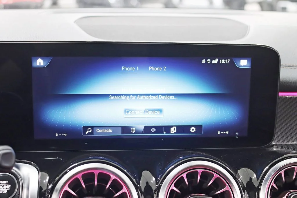 Used 2022  Mercedes-Benz GLB 35 AMG® image 19
