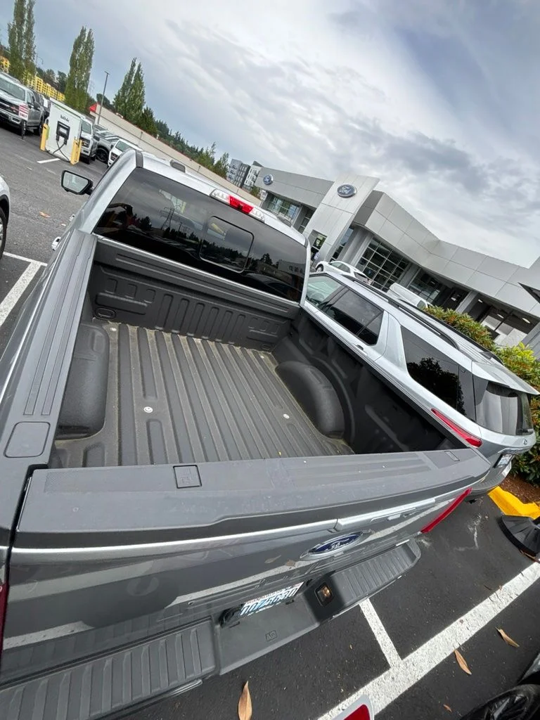 Used 2022 Iconic Silver Metallic Ford XLT image 4