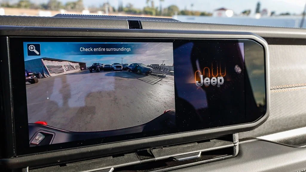 New 2026 Black Jeep Mojave image 29