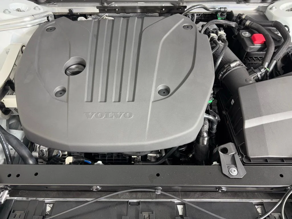 2026 Volvo XC60 Plus - Photo 40