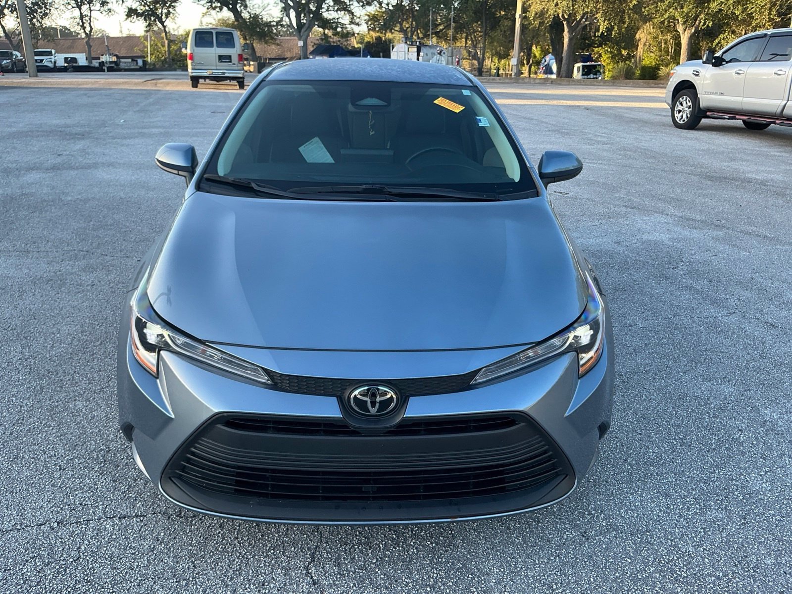 Used 2025  Toyota LE image 3