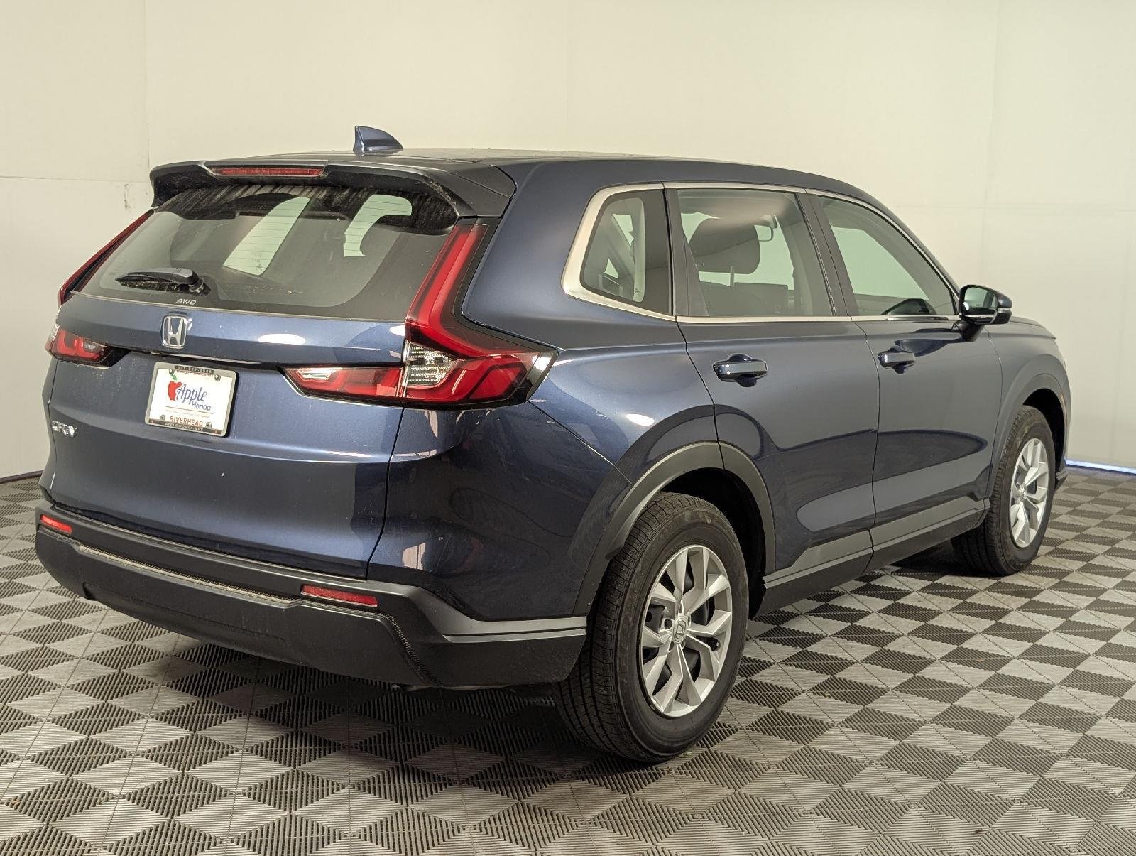 2024 Honda CR-V LX - Photo 6