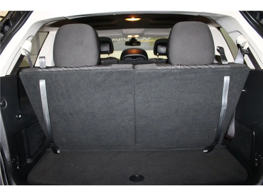 Used 2019 Pitch Black Clearcoat Dodge SE Value Pkg image 20