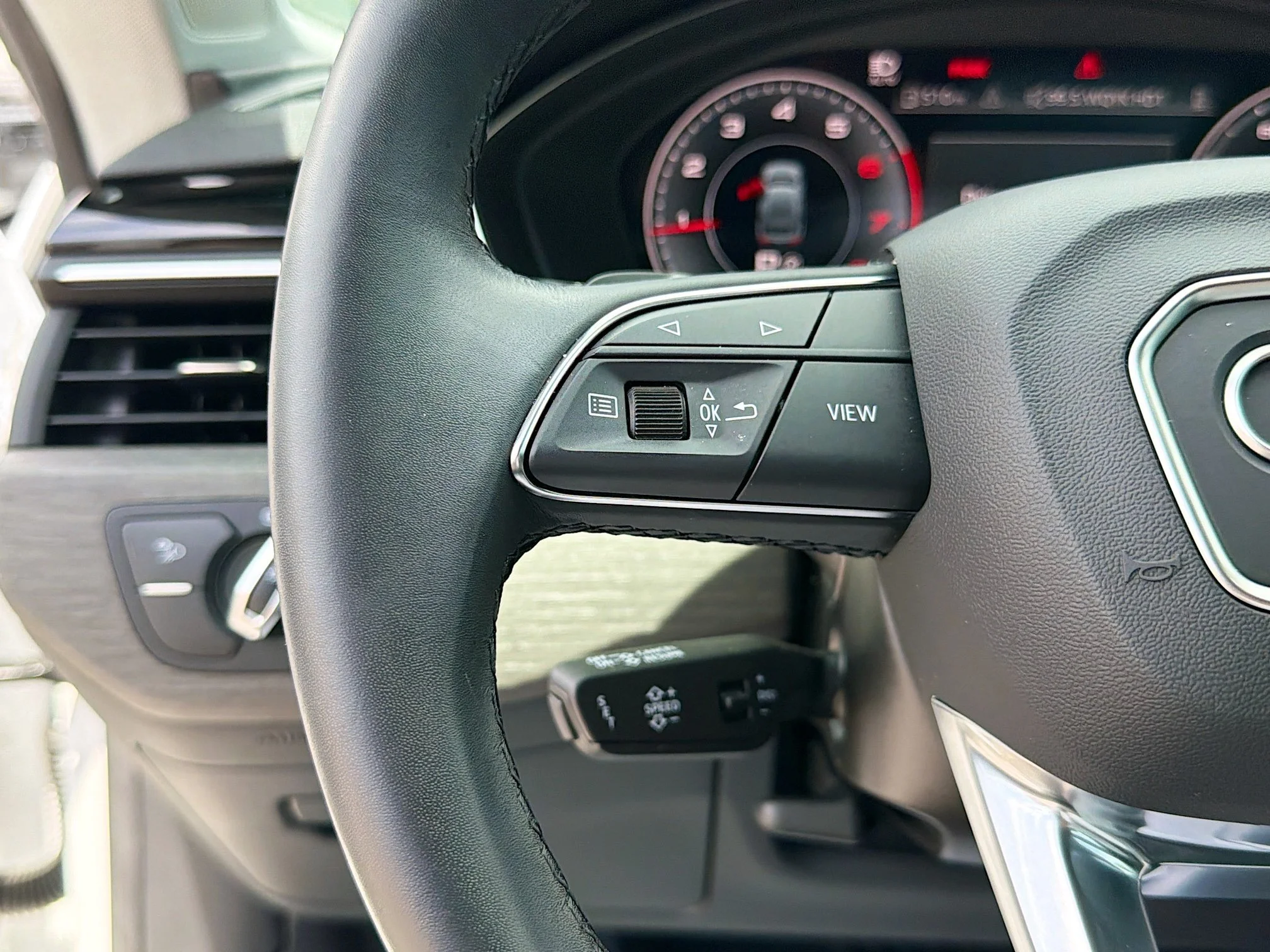 Used 2024 Arkona White Audi Premium Plus image 36